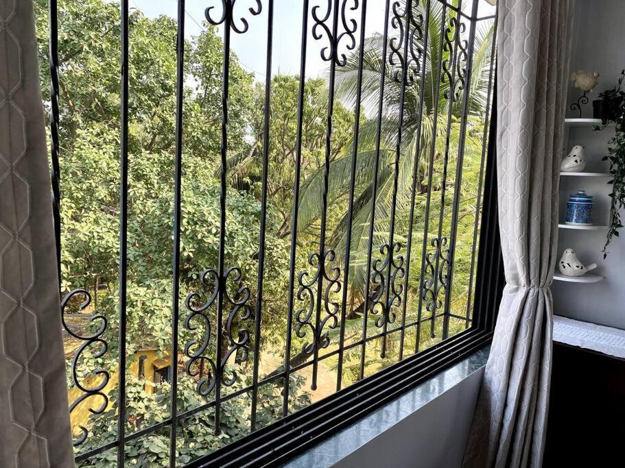Apartemen Saba 301, Subko Coffee, Chapel Road, Bandra West By Connekt Homes